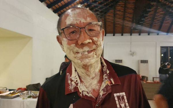 กิจกรรมงานเหล็กตะวันออก และ กิจกรรมรดน้ำดำหัว