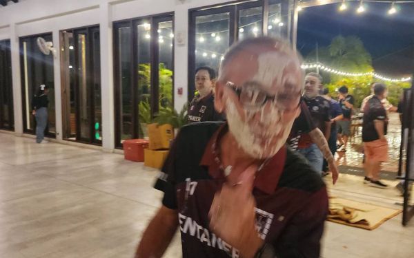 กิจกรรมงานเหล็กตะวันออก และ กิจกรรมรดน้ำดำหัว