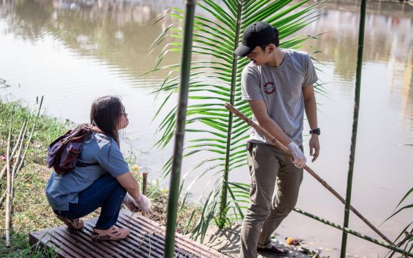 23-11-61 วิศวฯบำเพ็ญ : เก็บกระทง ณ ริมน้ำปิง